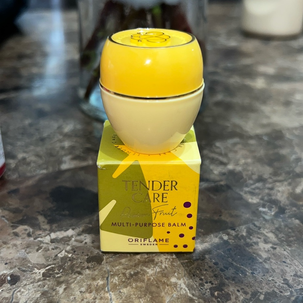 PASSION FRUIT Oriflame Tender Care Rose Protecting Balm